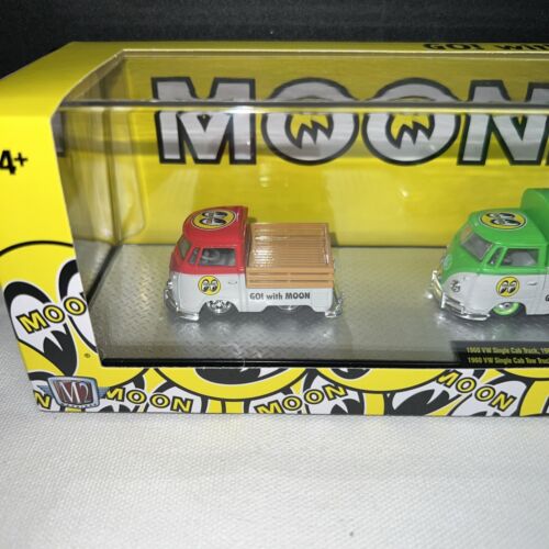 M2 Machines Haulers 1960 VW Single Cab Mooneyes R81 NEW 2025 - Picture 3 of 4