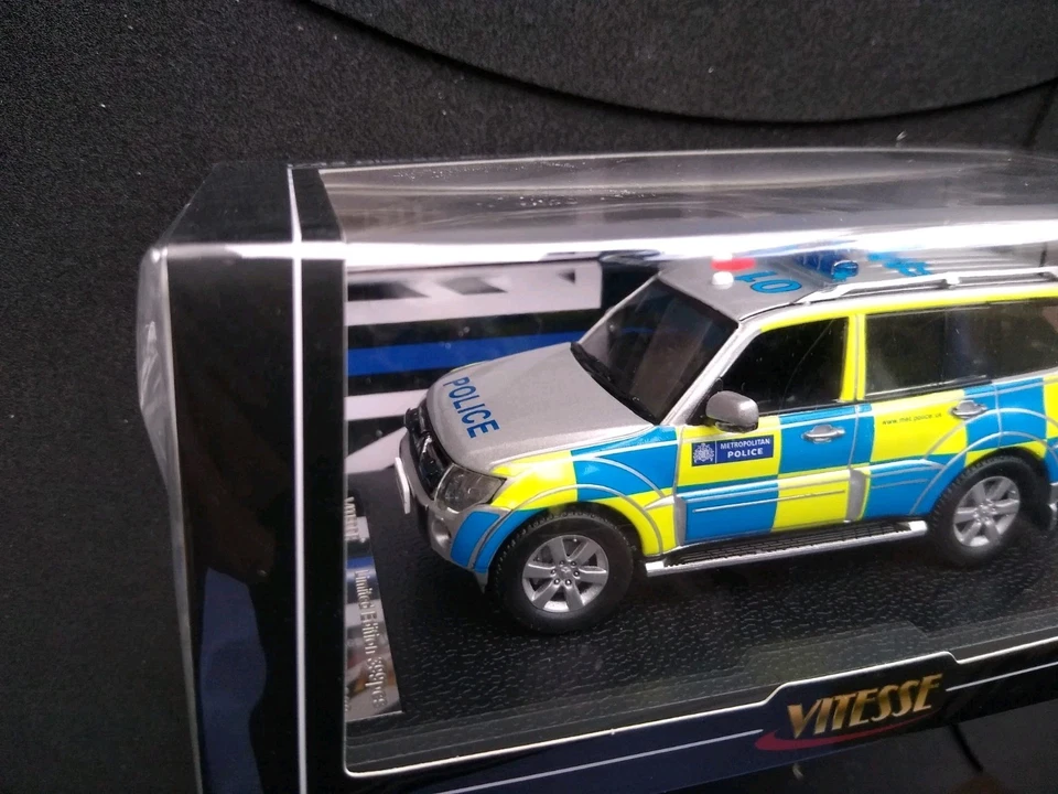 VITESSE #29363 - 2010 MITSUBISHI SHOGUN  METROPOLITAN POLICE - 1:43rd  L/Edn 399 - Image 3 of 4