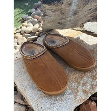 UGG Tasman Slippers Men's 9 Chestnut Suede Shearling Lined Slip On 5950