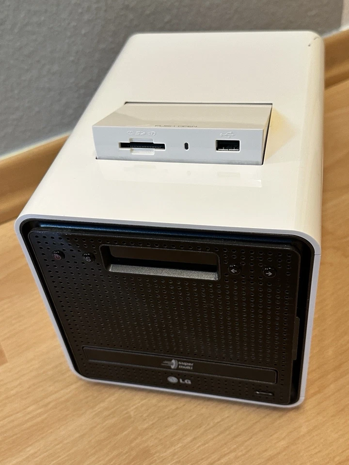 LG NAS Netzwerkspeicher (N2R1) Festplatte mit 2x 1 TB HDD - USB, CD/DVD, LAN - Bild 4 von 4