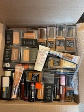 Bulk Makeup Assorted 100-Piece Lot Covergirl  Others Foundations Lip Color B