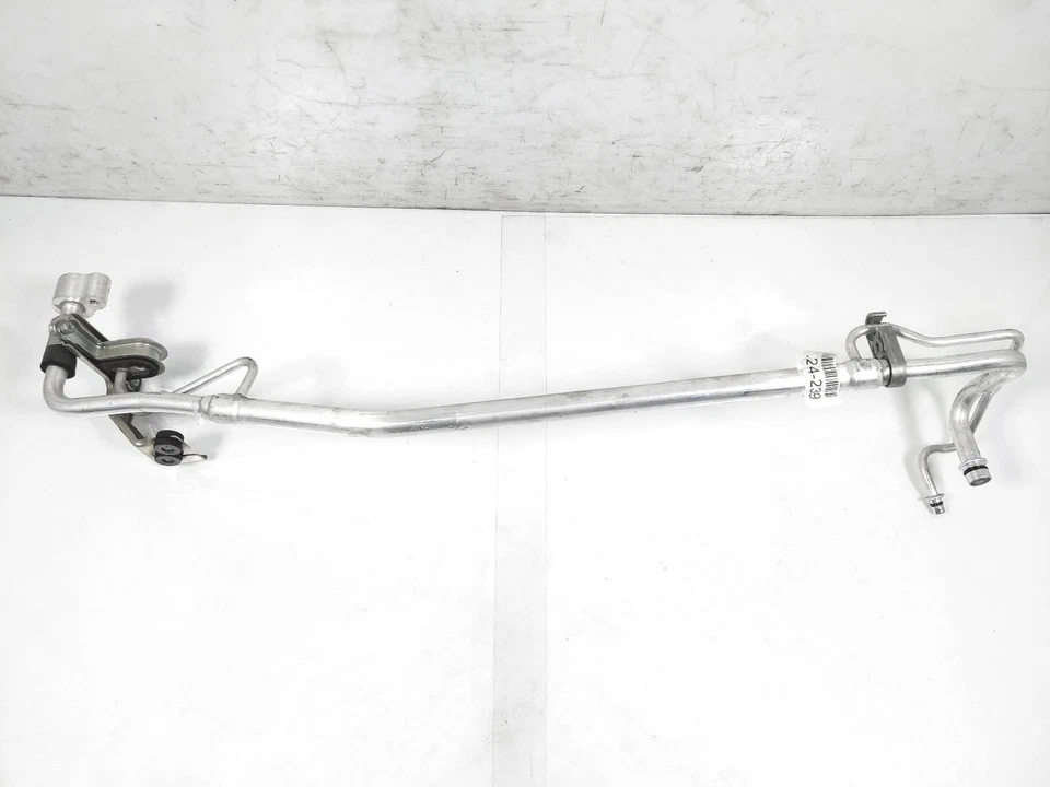 2023-2024 Nissan Frontier A/C Heat Exchanger Return Pipe - 92446-9Bu3b - Image 2 of 4