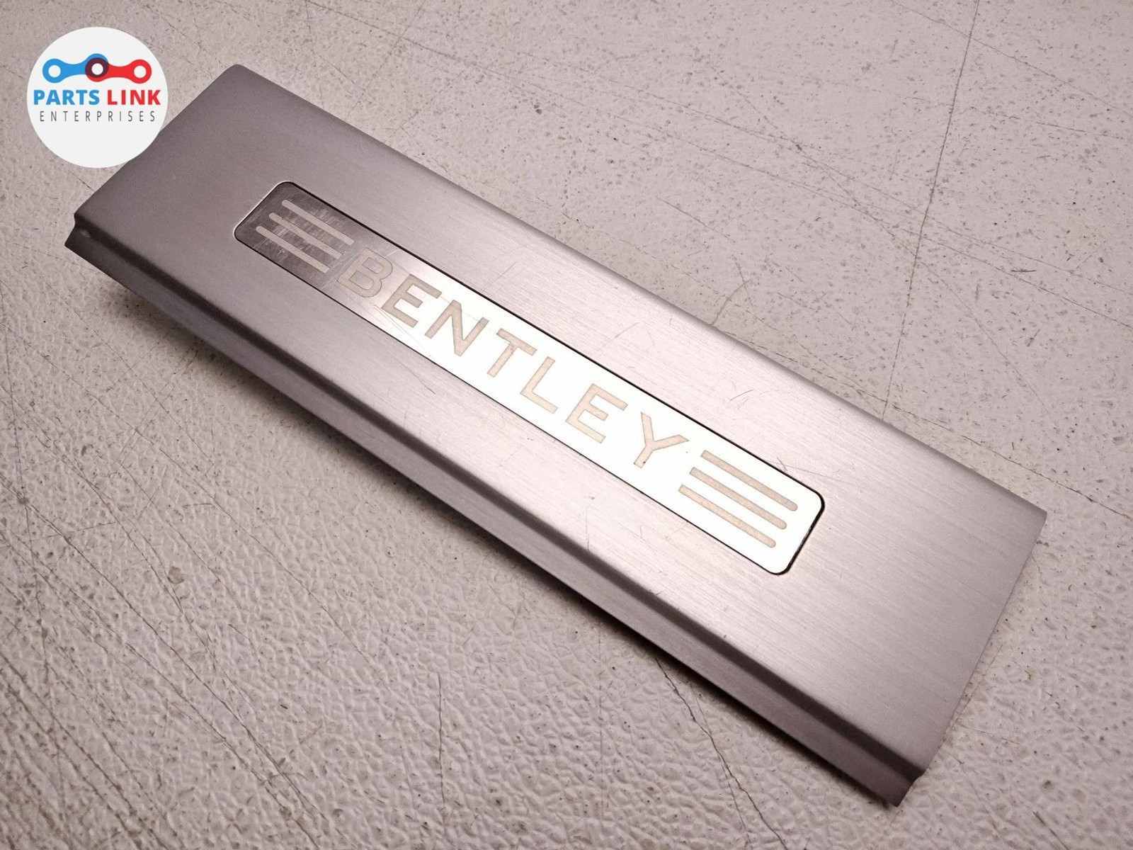 Bentley Bentayga 2016-2020 Rear Right Door plate