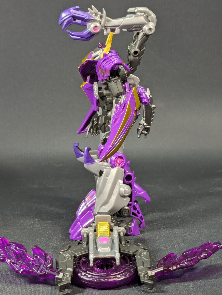 Transformers Takara Generations FOC Kickback complete Fall Transformers Takara Generations FOC Kickback complete Fall