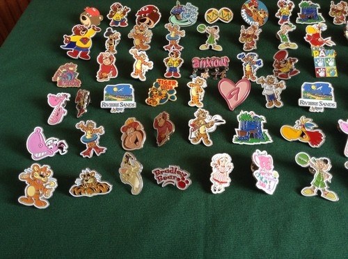 60 haven holidays Metal badges - Picture 5 of 6