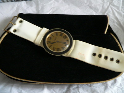 Vintage1967 GENUINE retro Old England ladies watch Designed by
