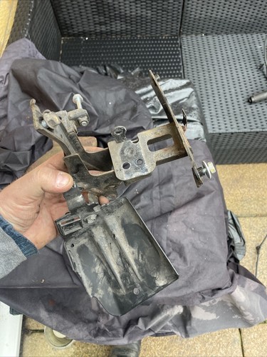 Honda Sh 125 - ABS Pumpe - Frontverkleidung Halterung 2013 bis 2016