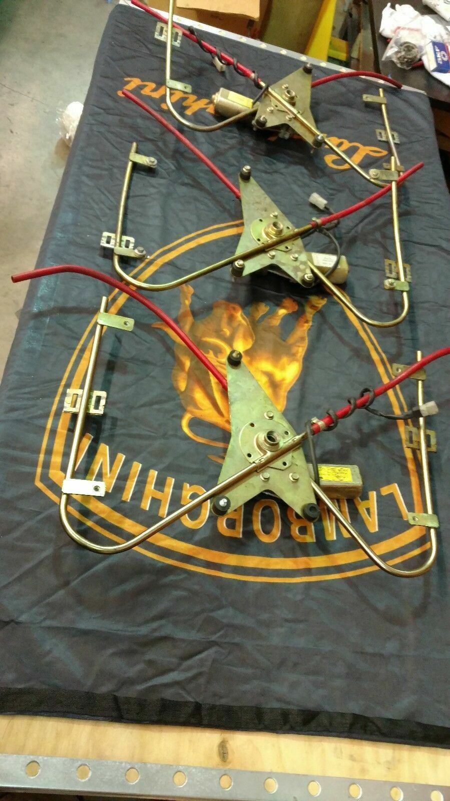 LAMBORGHINI DIABLO PASSENGER RIGHT SIDE DOOR WINDOW TRACK REGULATOR ASSEMBLY OEM
