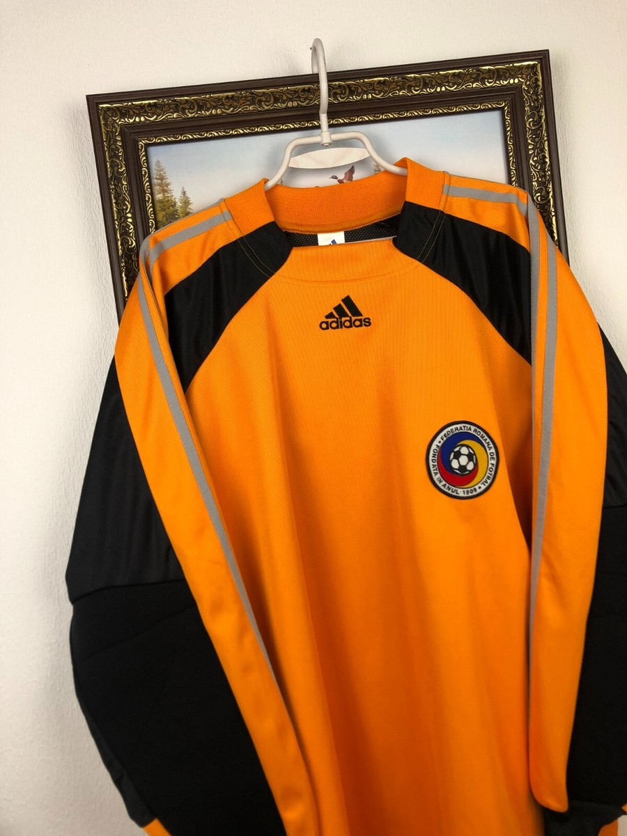 Romania Home football shirt 2002 Goalkeeper Soccer Jersey #12