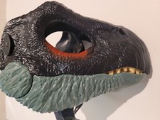 Jurassic World Dominion Therizinosaurus Dinosaur Mask with Opening Jaw Costume