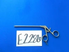 E2286 Arthrex AR-13974SR FiberTape Self Ratcheting Retriever with SR Handle