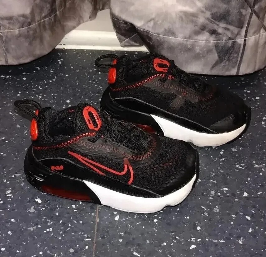 Nike Air Max 270 Black Red Sneakers Trainers Unisex Size 6.5 Active Walking Park image 2