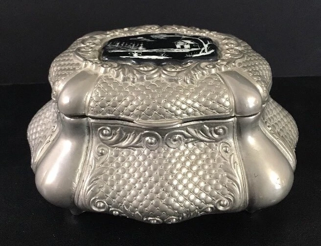 Vintage Chinês Metal 6-3/4” Caixa Dobradiça Preto e Branco Porcelana Inrustada Tampo de Azulejo - Imagem 4 de 4