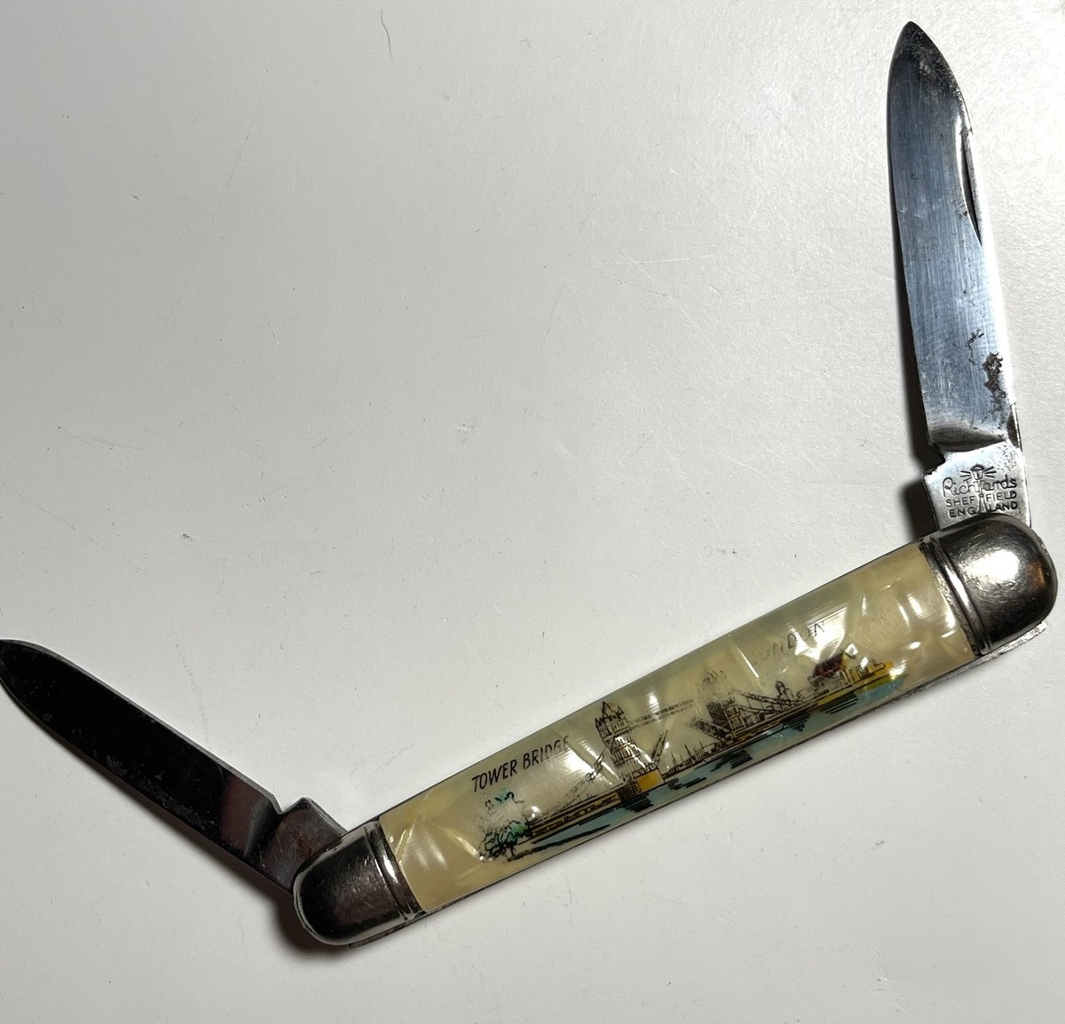 VTG Richards Pen Knife Two Blade London Tower Bridge Sheffield 
