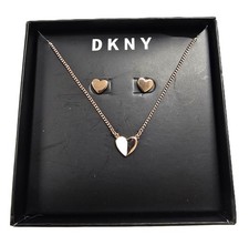 NEW DKNY SET ROSE GOLD TONE,WHITE ENAMEL HEART NECKLACE + MATCHING STUD EARRINGS