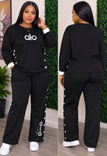 Alo Women's 2-Piece Logo Sweatsuit Crewneck Long Sleeve Sweatshirt Pant One Size