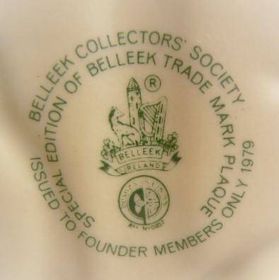 BELLEEK COLLECTOR'S SOCIETYSPECIAL EDITION OF BELLEEK TRADE MARK PLAQUE 1979 - Picture 5 of 5