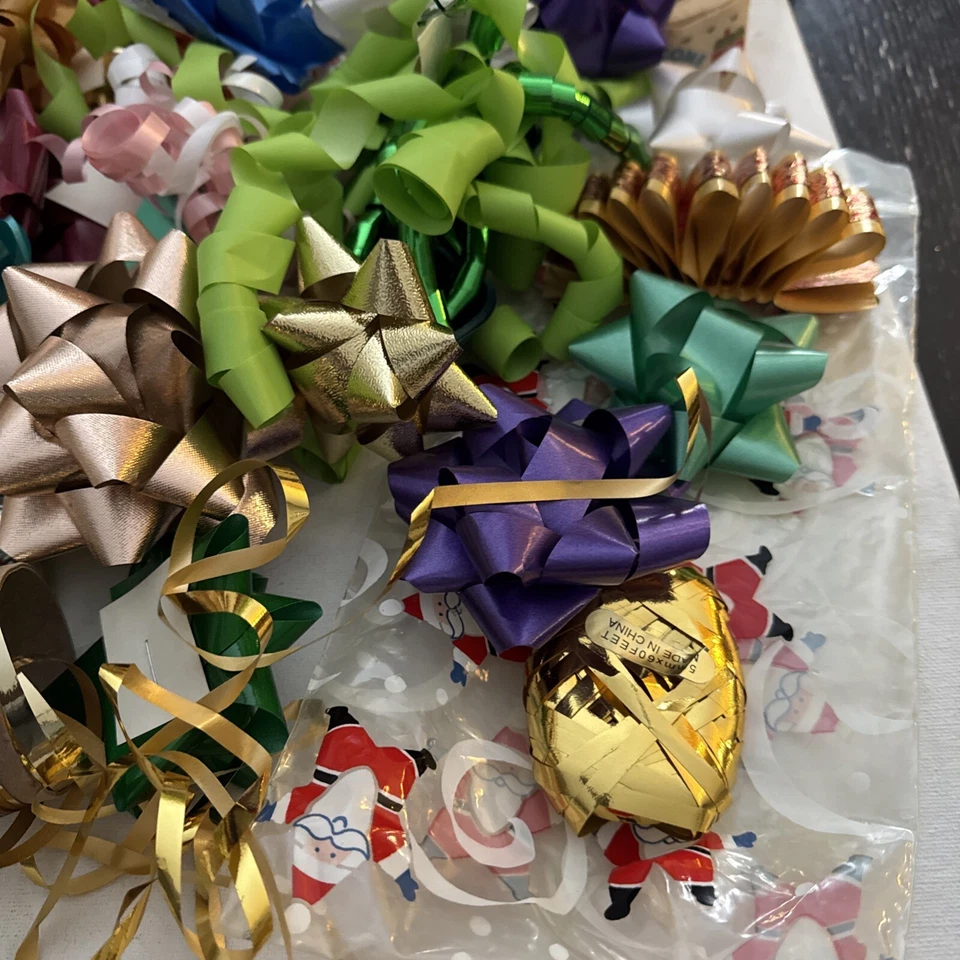 Christmas Gift Wrapping Lot - Bows Bags Ribbon Tinsel & Huge Burlap Gift Sack - Image 4 of 4