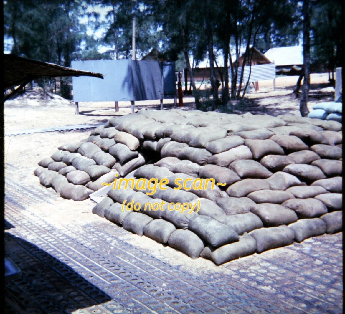 Trần Đình Nam専用 Vietnam War Military Arm Bunker with Sandbags in 1966, Kodachrome