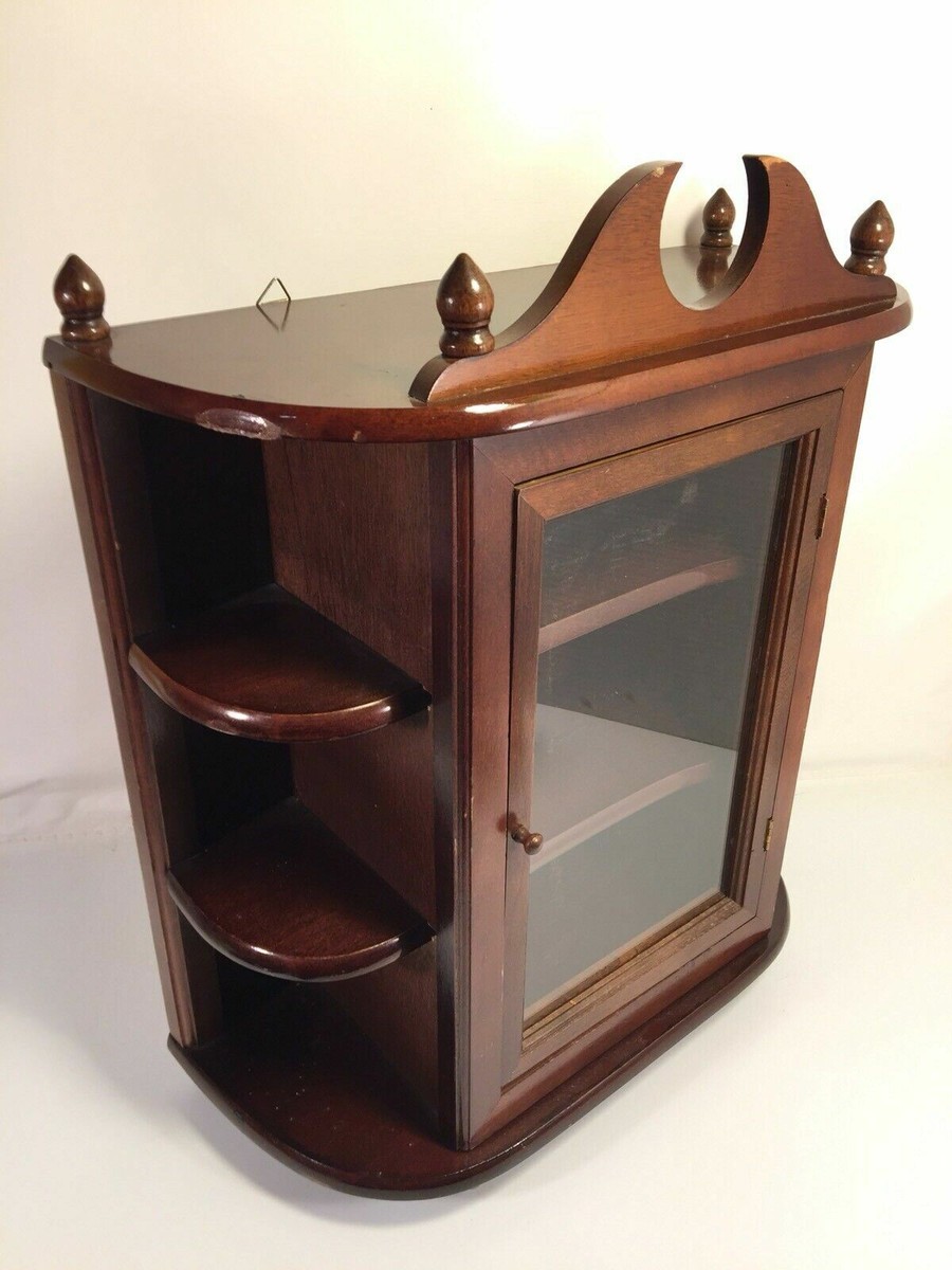 Rosalco Knick Knack Display Mantle Shelf Vintage Commodore Curio