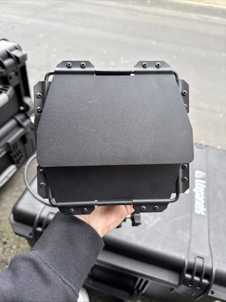 Impact Qualite 300 - 300 Watt / 3200K - Focusing Flood Light - Image 3 of 4