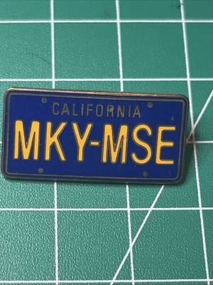 DISNEY MKY-MSE CALIFORNIA LICENSE PLATE RETIRED HTF PIN Mickey Mouse