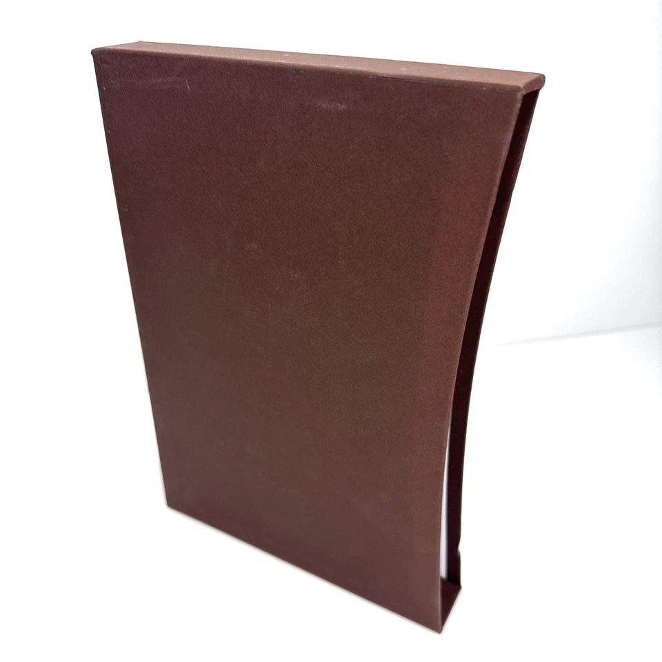 Folio Society Justine By Lawrence Durrell 2008 Volume One Hardbacked Slipcase - Image 3 of 4