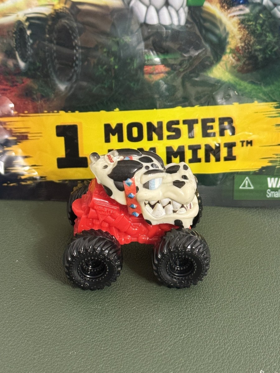 MONSTER JAM MINI JAMS Monster Mutt Dalmatian Series 20 CHASE #541