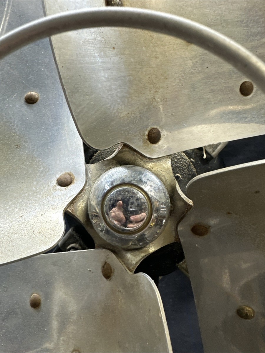 Vintage HUNTER Century 3 Speed C-16 Desk Fan 1940's Industrial Age