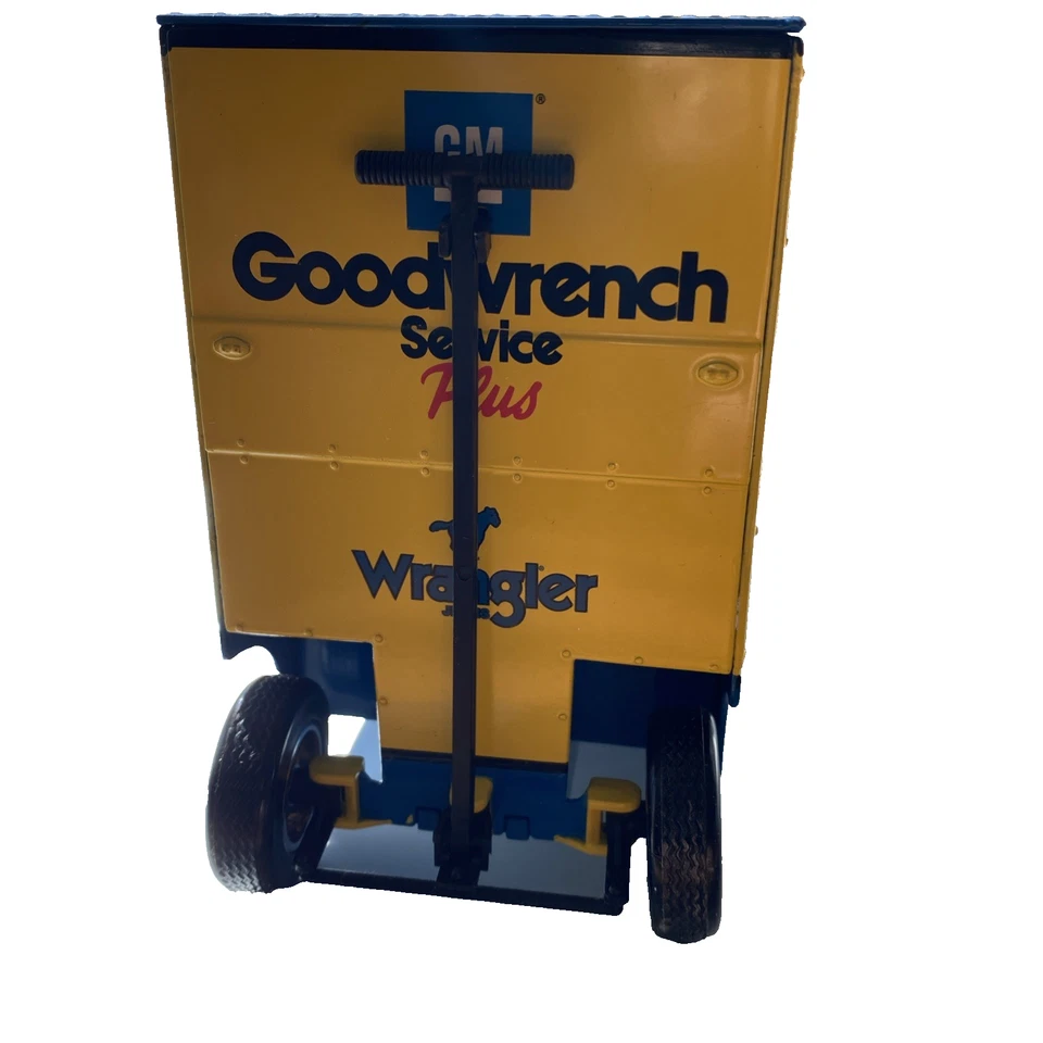 Banco Pit Wagon Dale Earnhardt #3 GM Goodwrench Wrangler 1:16 con llave sin caja Foto 4 de 4
