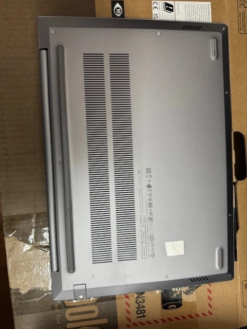 Lenovo Thinkbook 14 G6 IRL 14" Intel i7-13700H 16GB/512GB SSD W11Pro Usado - Imagen 3 de 4