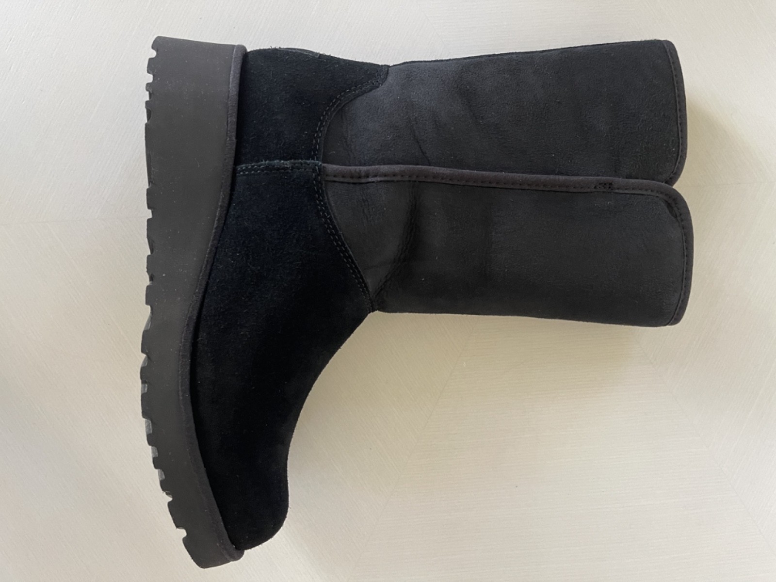 UGG Amie Classic Black Wedge Boot SZ 5 - Rare NIB Style image 4