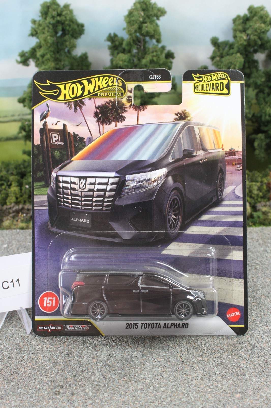 Clearance Hot Wheels Boulevard #151 2015 Toyota Alphard JHW20 FNQHotwheels C11