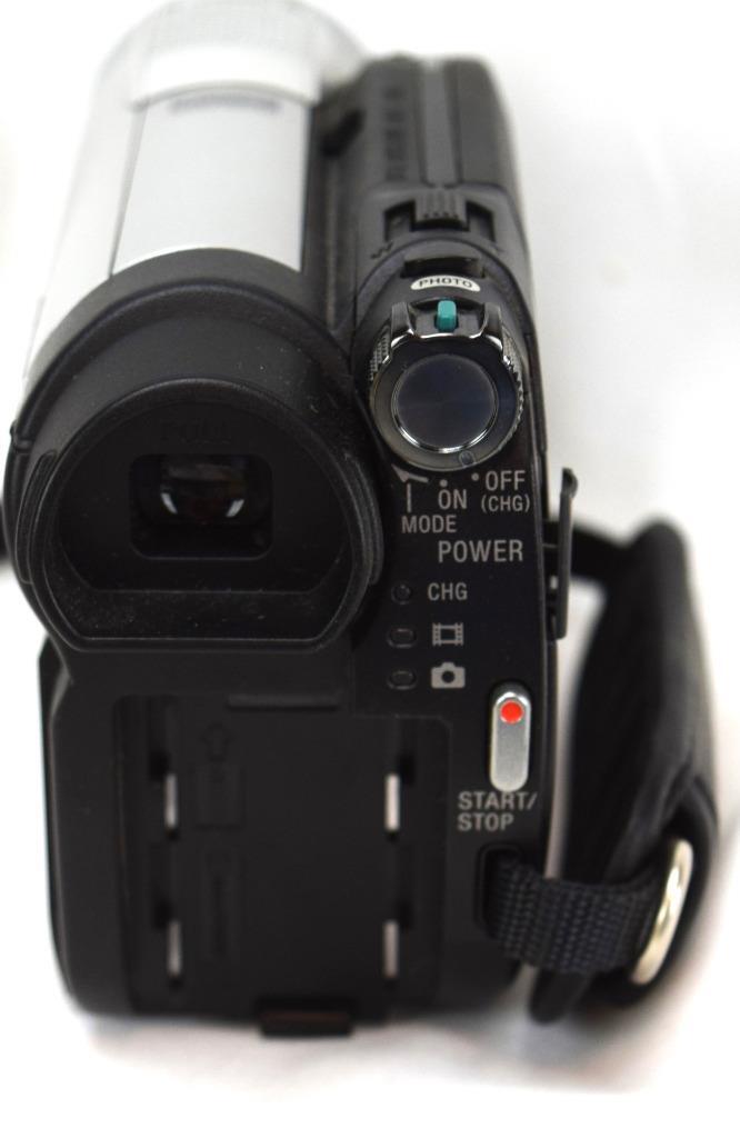 Sony Hybrid 40x Zeiss Optical Zoom Wide LCD Handycam