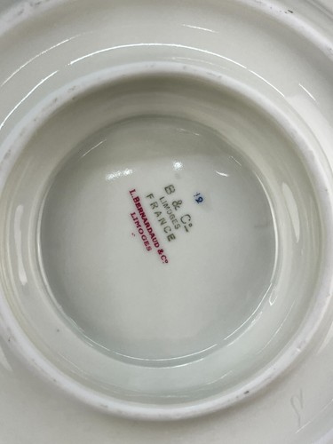 Bernardaud Limoges REINE ELIZABETH Gilt Birds Gravy Boat w/Attached Underplate A - Picture 7 of 15
