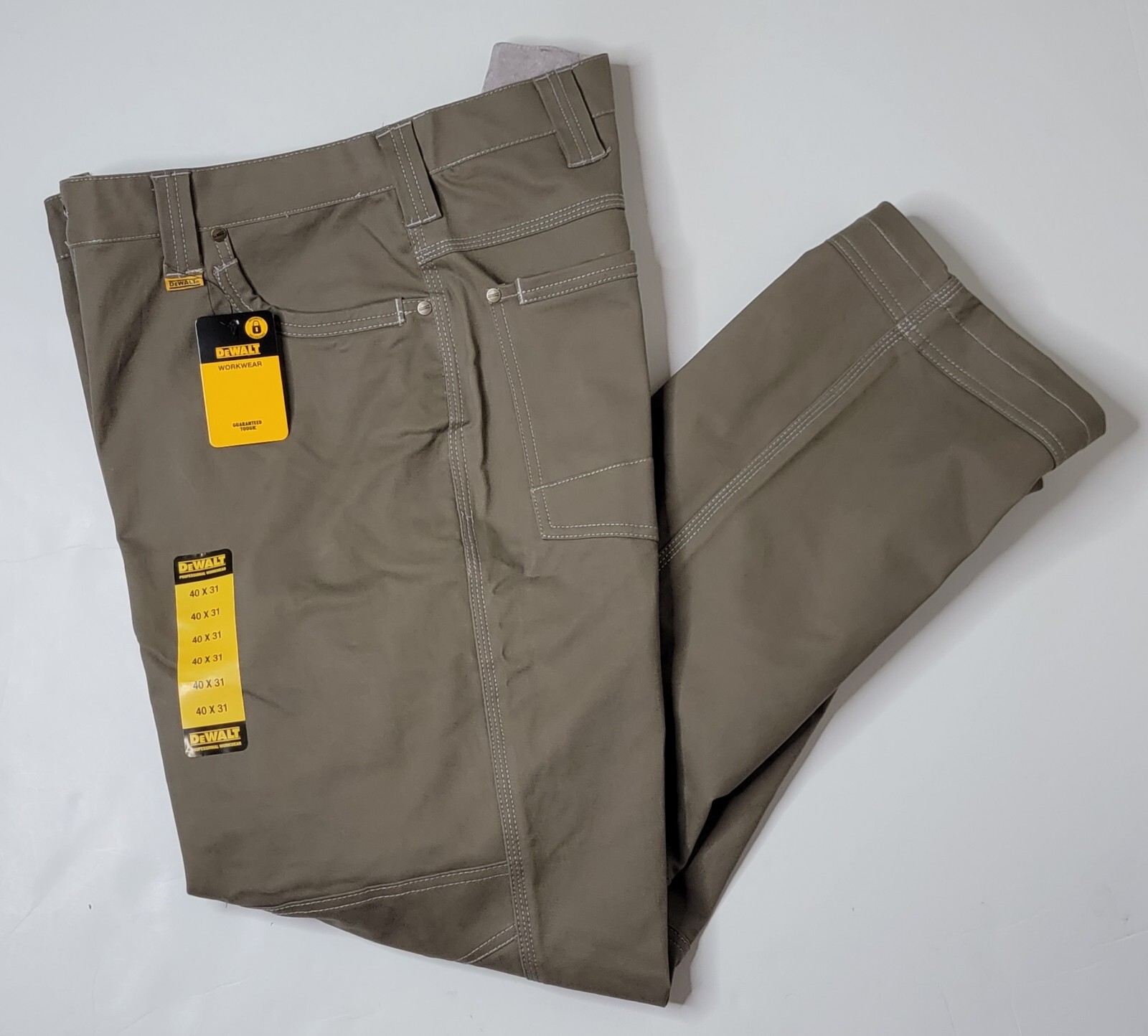 DeWALT Workwear NWT Mens 40x31 Madison Everyday Work Pants Cactus Color