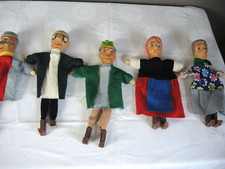 5 alte DDR Erzgebirge  Handpuppen, Puppen, geschnitzte Köpfe und Füße