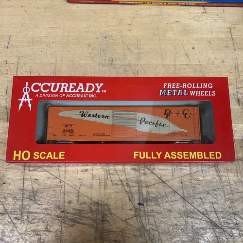Coche de caja de acero Accurail/Accuready escala HO Western Pacific WP 3027 50' #82070 | Zustand: New