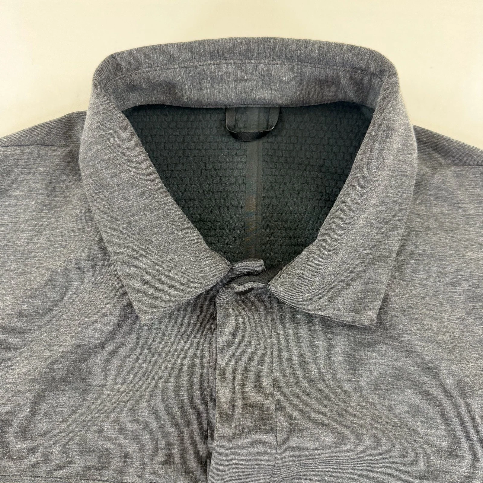 Lululemon Men’s L Gray Knit Overshirt Shacket Snap Front Jacket - product detail image 9