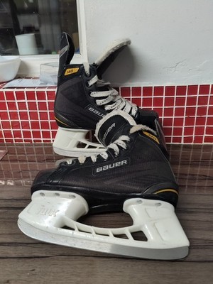 Bauer Supreme 140 Eishockey Schlittschuhe Größe 1,5 UK guter Zustand #2