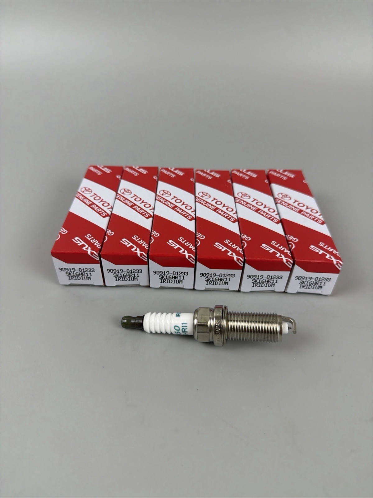 TOYOTA 4RUNNER, FJ CRUISER, TUNDRA SPARK PLUGS SET OF 6 GENUINE OEM 90919-01233