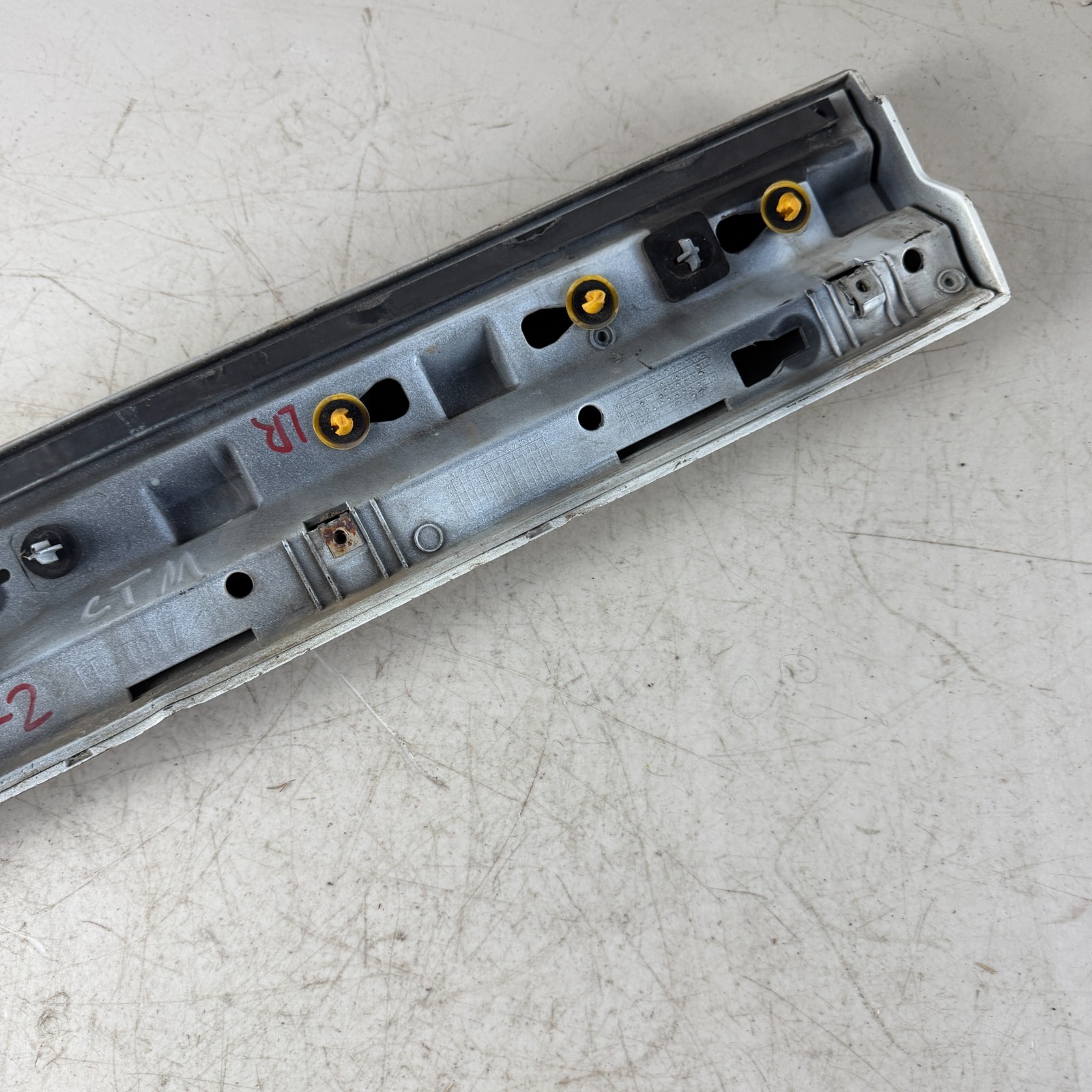 Maserati Levante 2017-2020 REAR+LEFT+LOWER Trim molding P/N 670035238