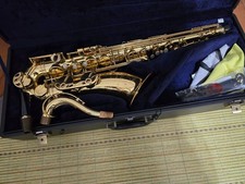 Yamaha Tenor Saxophone YTS-82Z Custom G1 Neck. S/N 137715  Good Condition.