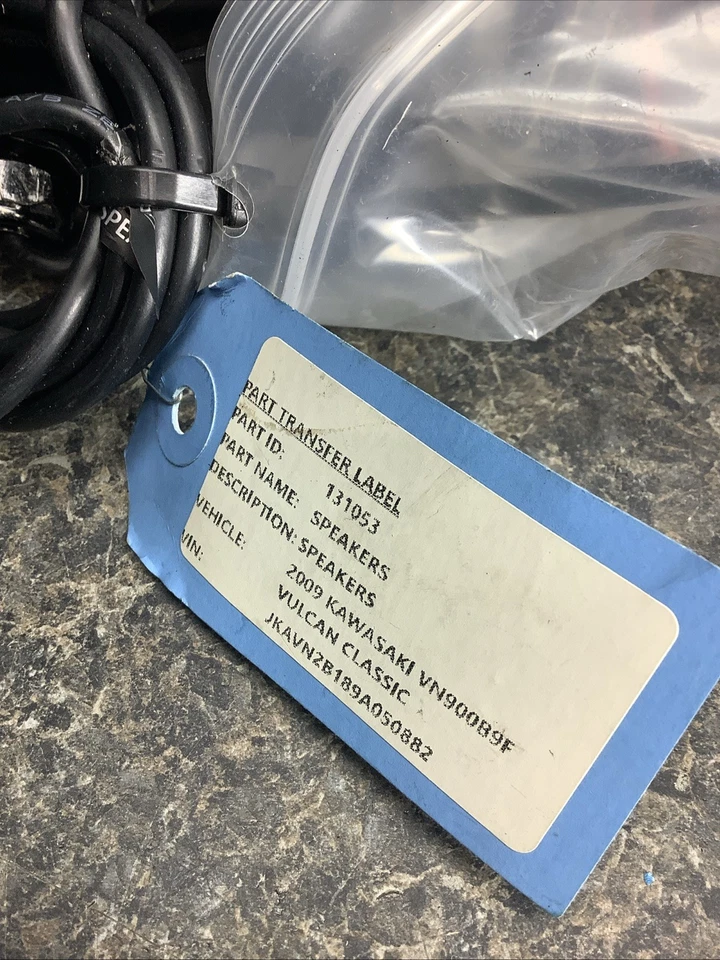Altavoces clásicos Kawasaki Vulcan 900 VN900 2009 693 Foto 3 de 4