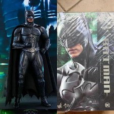 Hot Toys HT MMS593 1/6“Batman Forever” Batman (Sonar Suit)1:6 Collectible Figure