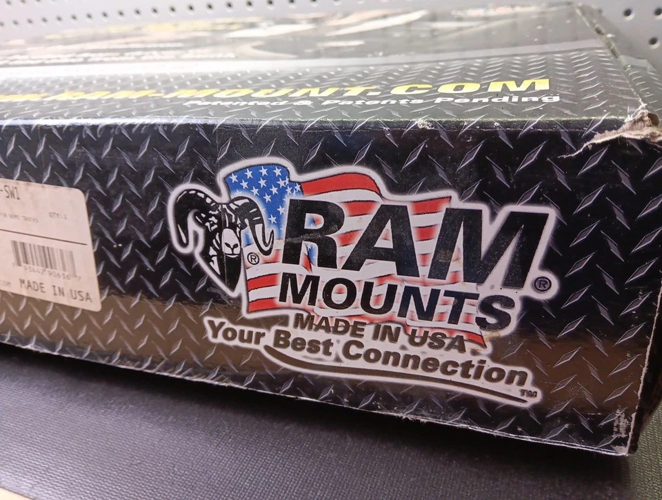 RAM Universal Laptop Mount for Heavy Trucks - Volvo, Kenworth, Peterbilt, Others - Image 4 of 4