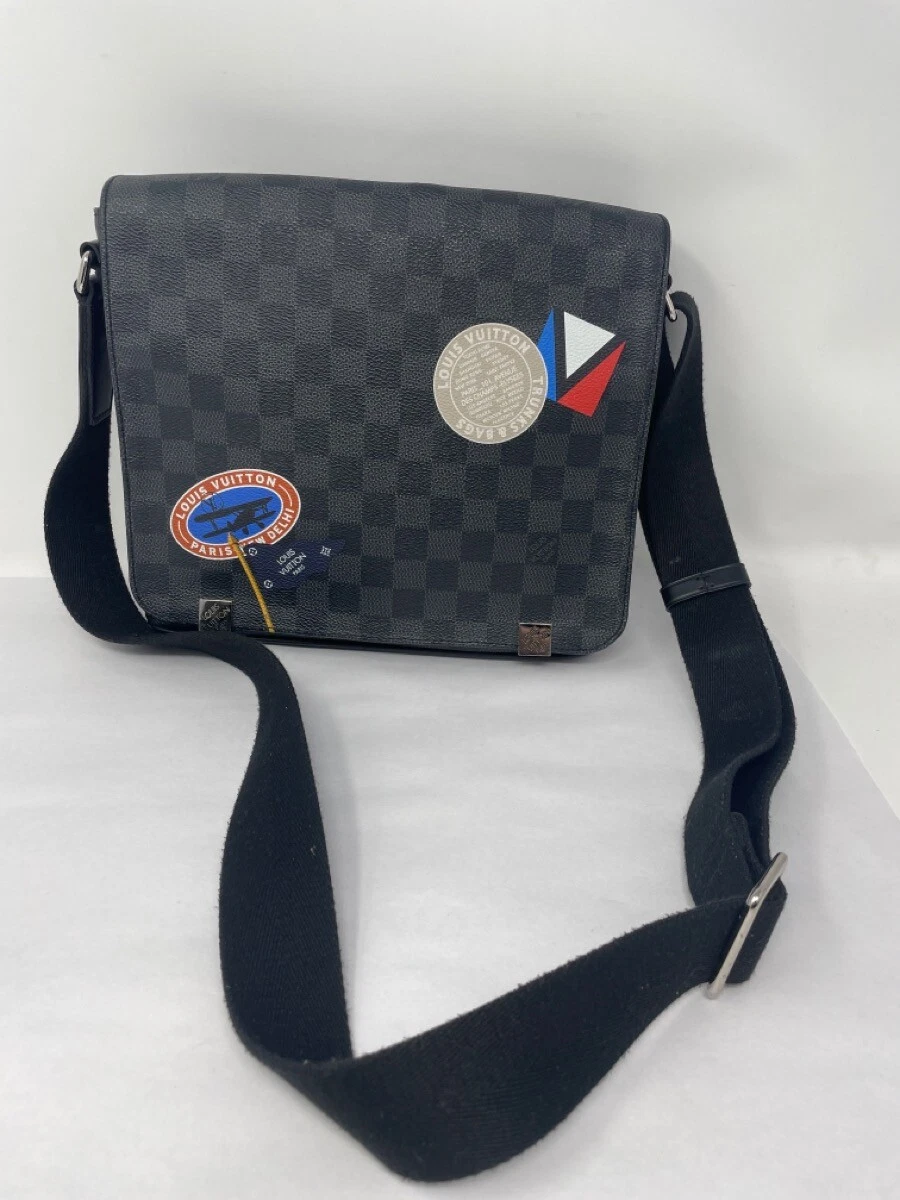 Louis Vuitton District Messenger Bag Limited Edition Damier Graphite LV  League at 1stDibs