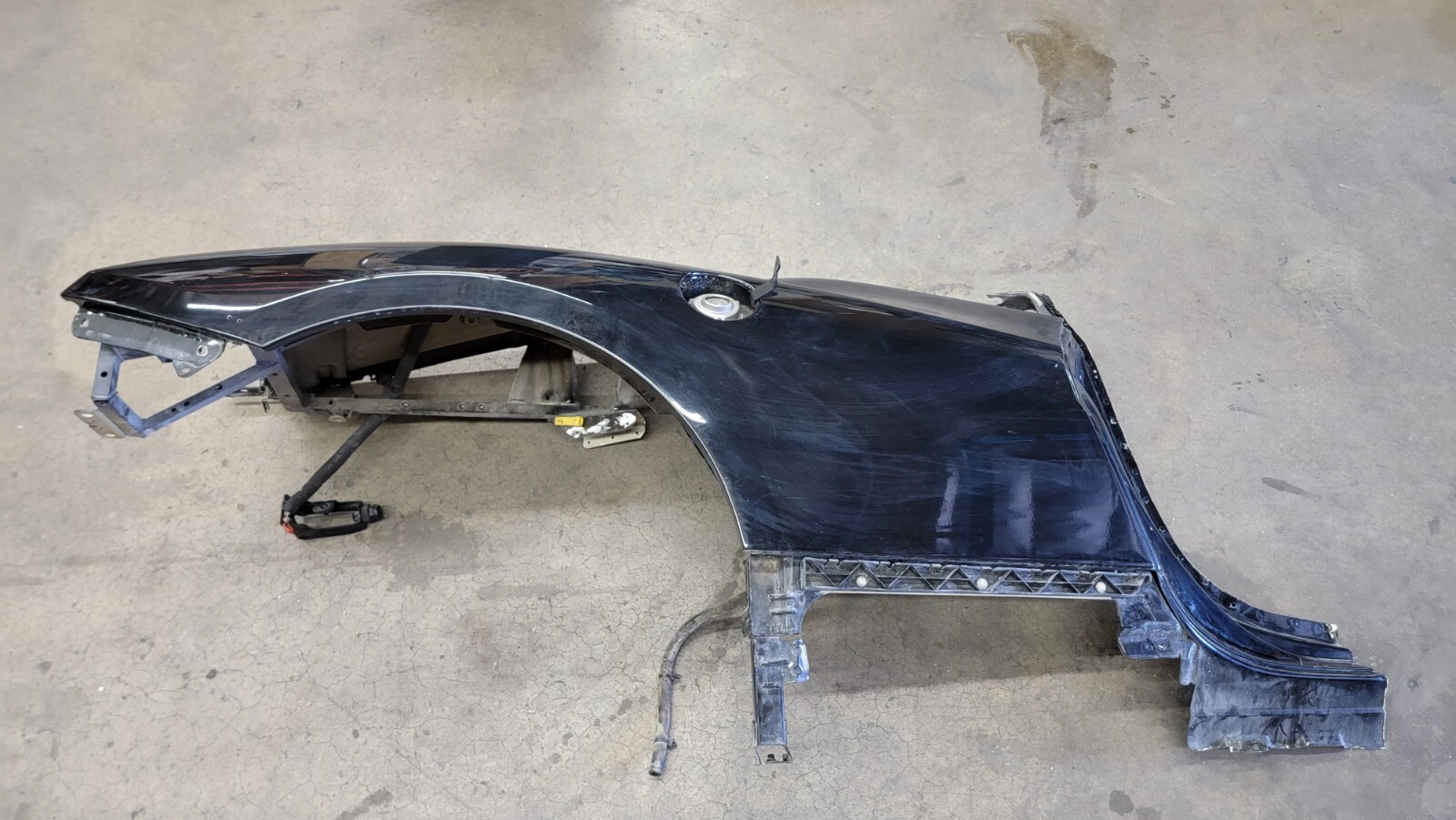 FERRARI 458 ITALIA COUPE PASSENGER RIGHT SIDE QUARTER PANEL OEM 81288111
