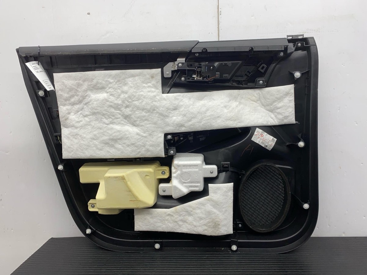 2022 2023 MITSUBISHI OUTLANDER RIGHT FRONT INNER DOOR PANEL W/DOOR