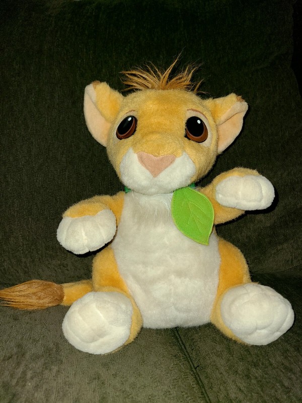 VTG 93 Disney Lion King Talking Young Simba W/Leaf 11" Pre-owned Plush Works